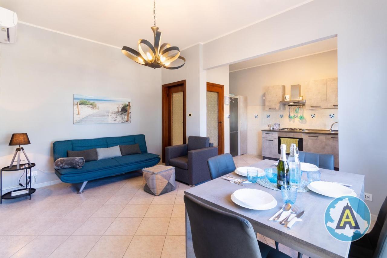 Casa Del Bello - Appartamento Di Fronte Al Mare A Silvi Silvi Marina Exterior foto